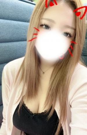 雛森えれな
